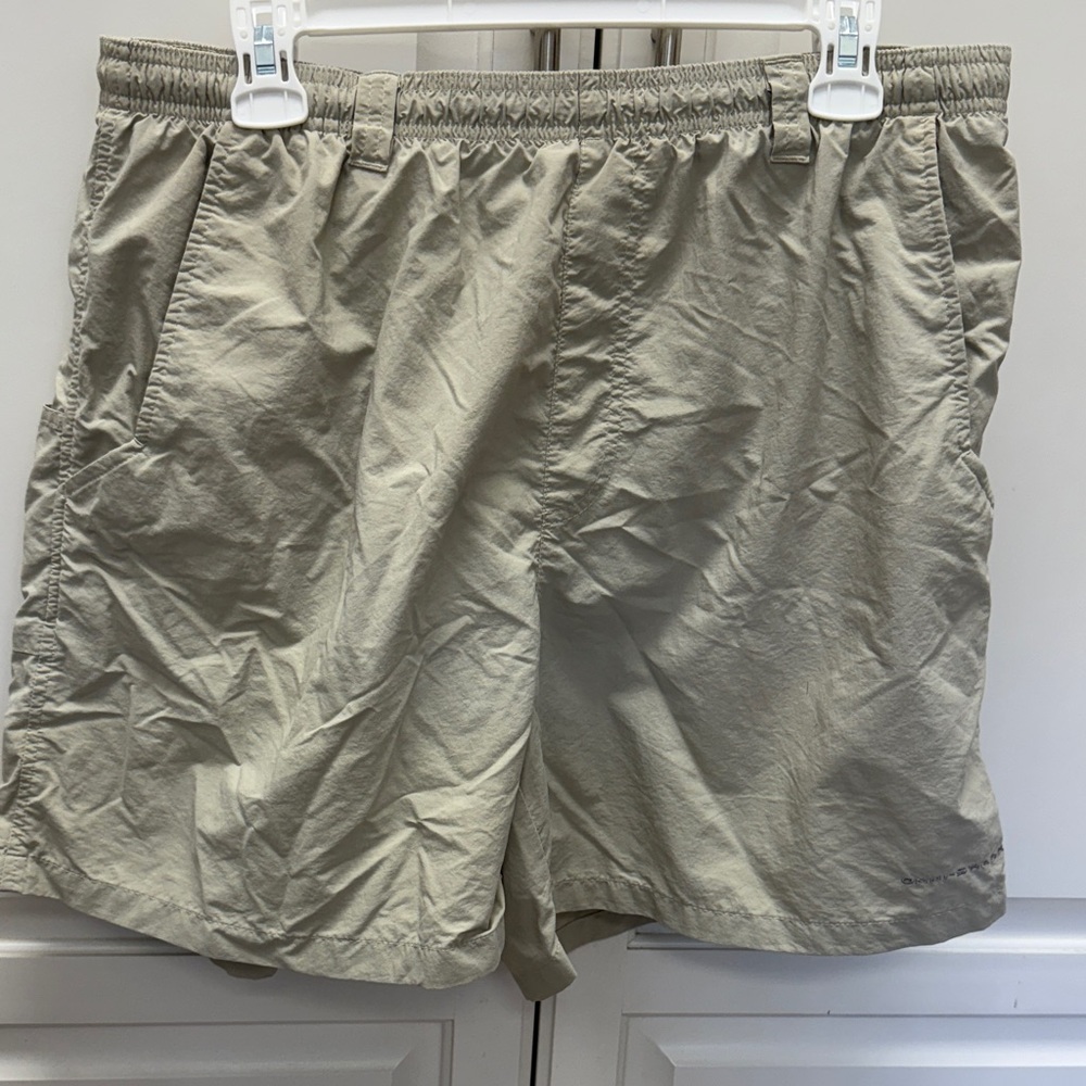 Columbia Men's Light Tan Athletic Shorts